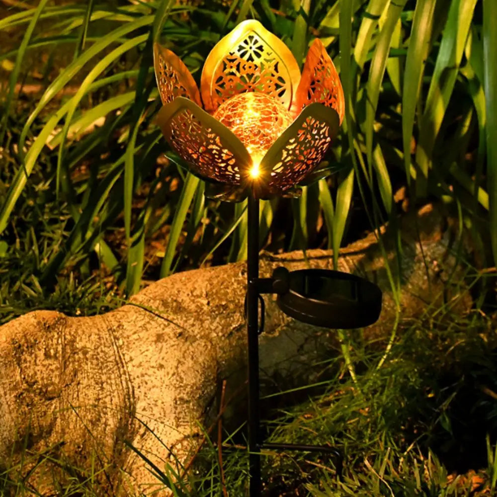 Lotus Solar Garden Stake Light